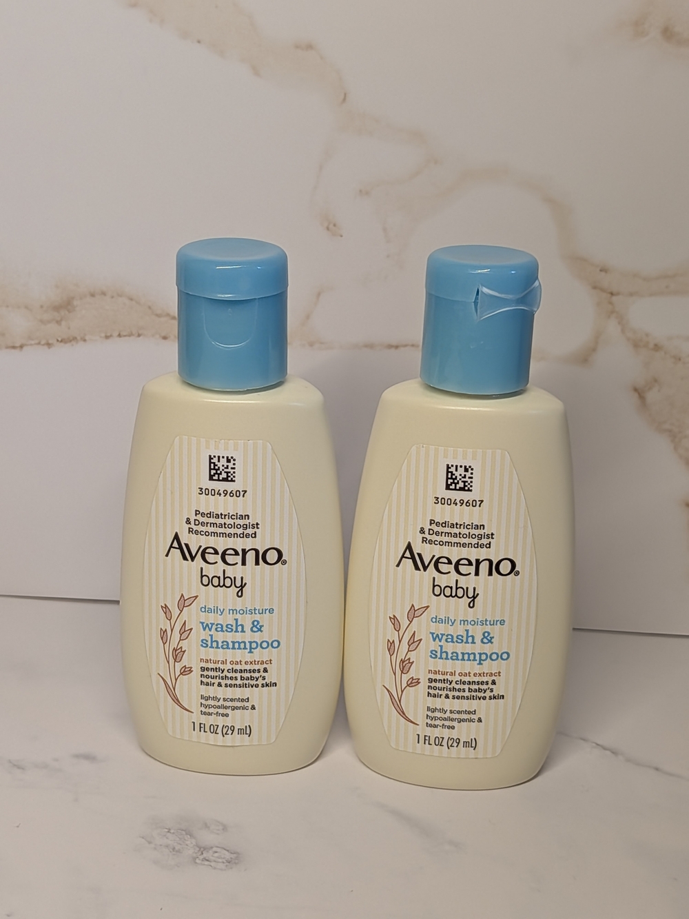 🩷5/25🩷 Aveeno Moisture Wash & Shampoo - Set Of 2